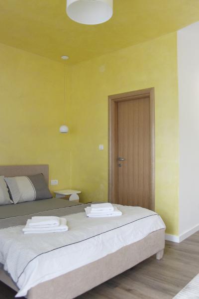 zuti_apartman_2.jpg